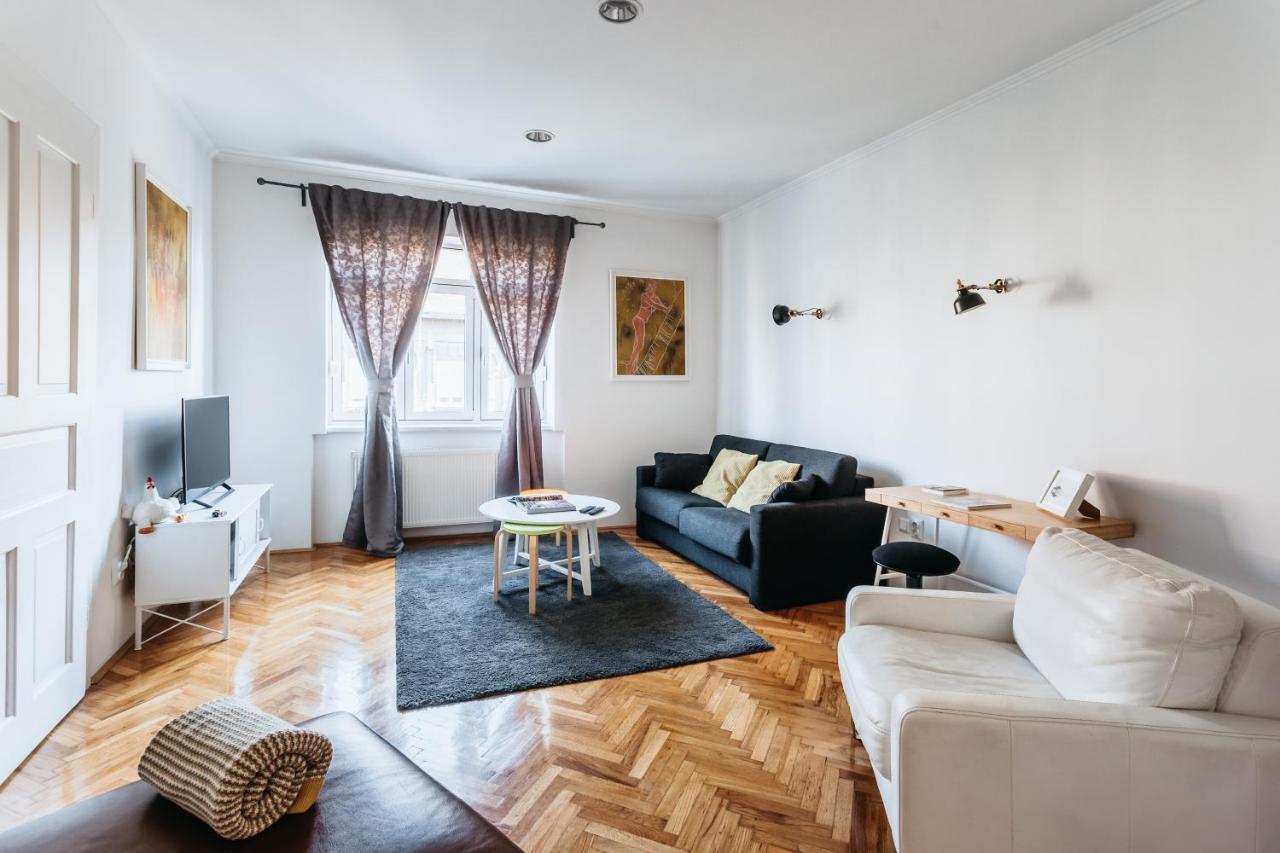 Bond Apartment Zagreb Exterior foto